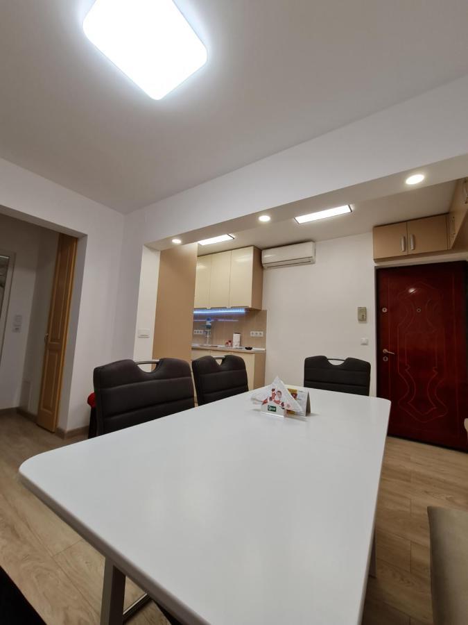 Luxury Panoramic Apartment Oradea Exterior foto