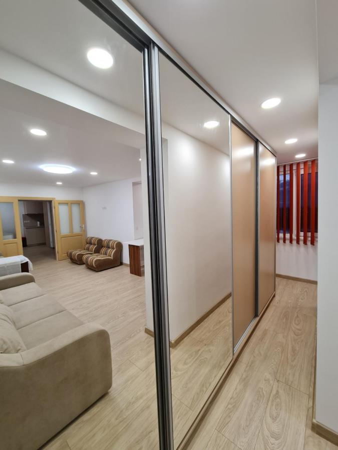 Luxury Panoramic Apartment Oradea Exterior foto