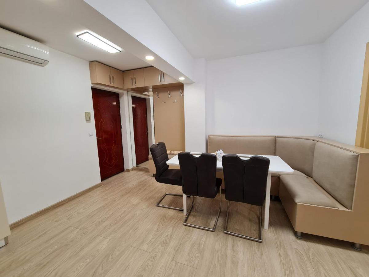 Luxury Panoramic Apartment Oradea Exterior foto